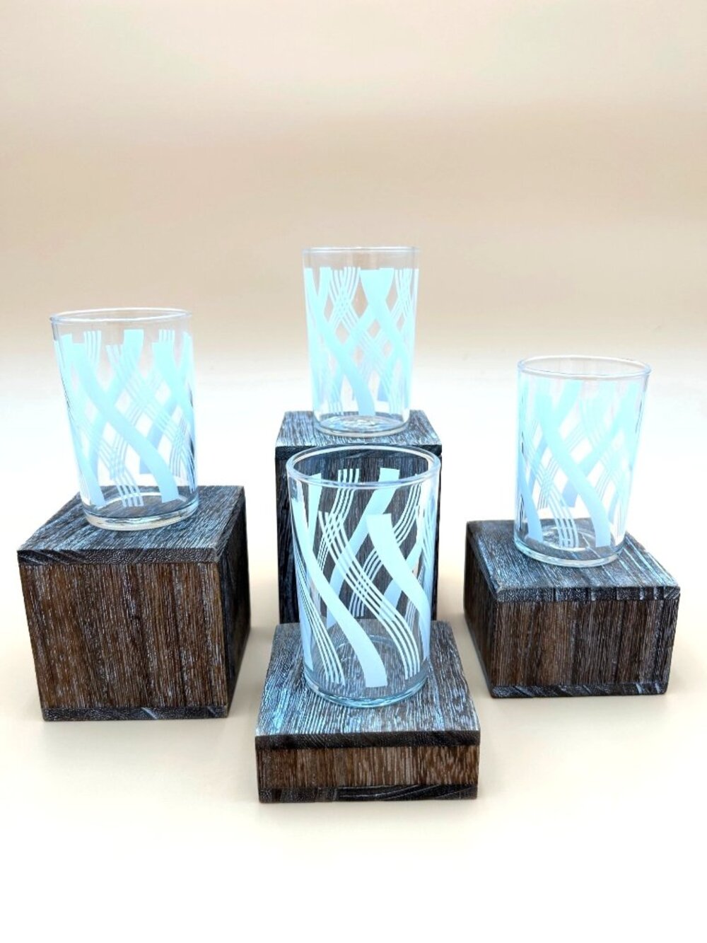 Vintage Mid Century Modern Swanky Swig Juice Glasses.